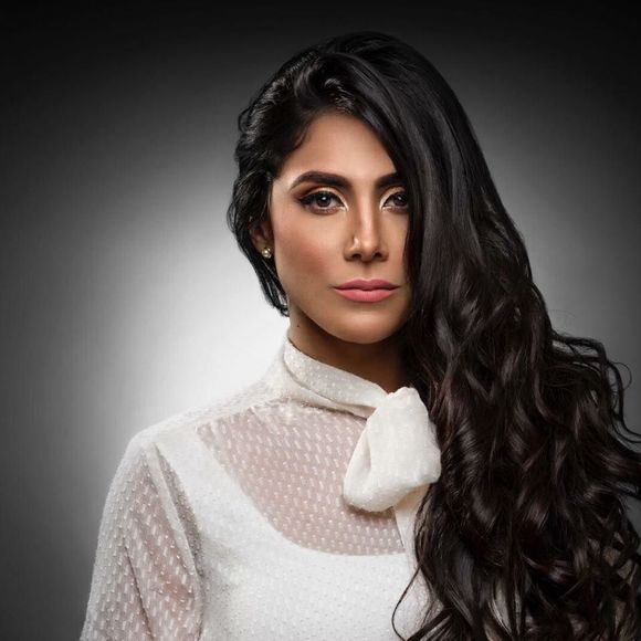 Meet your Posher, Yahaira - Picture 1 of 1